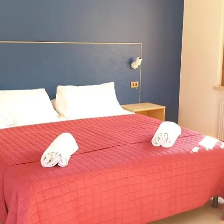 Aparthotel Liana Albisano